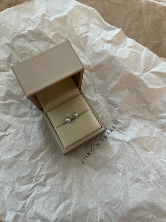 Lustre Studs | 7.5-8.5mm AAA Grade Akoya Pearl Stud Earrings